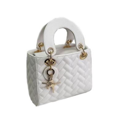 Beyaz More Aksesuar Detaylı El Çantası 